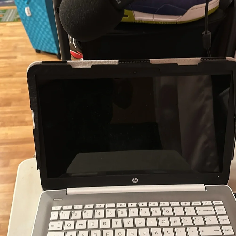 Hp Stream like new. Excellent condition, charger included